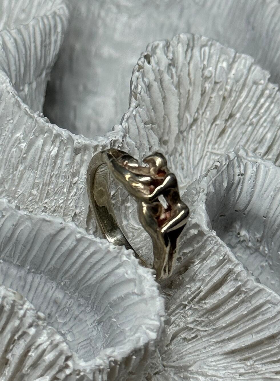 925 Sterling Silver Kamasutra Ring Size 6